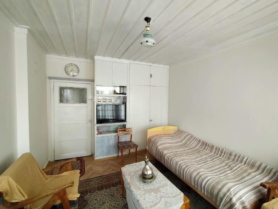 Afyon Kalesi Eteklerinde Bir Yer Villa Afyonkarahisar Luaran gambar