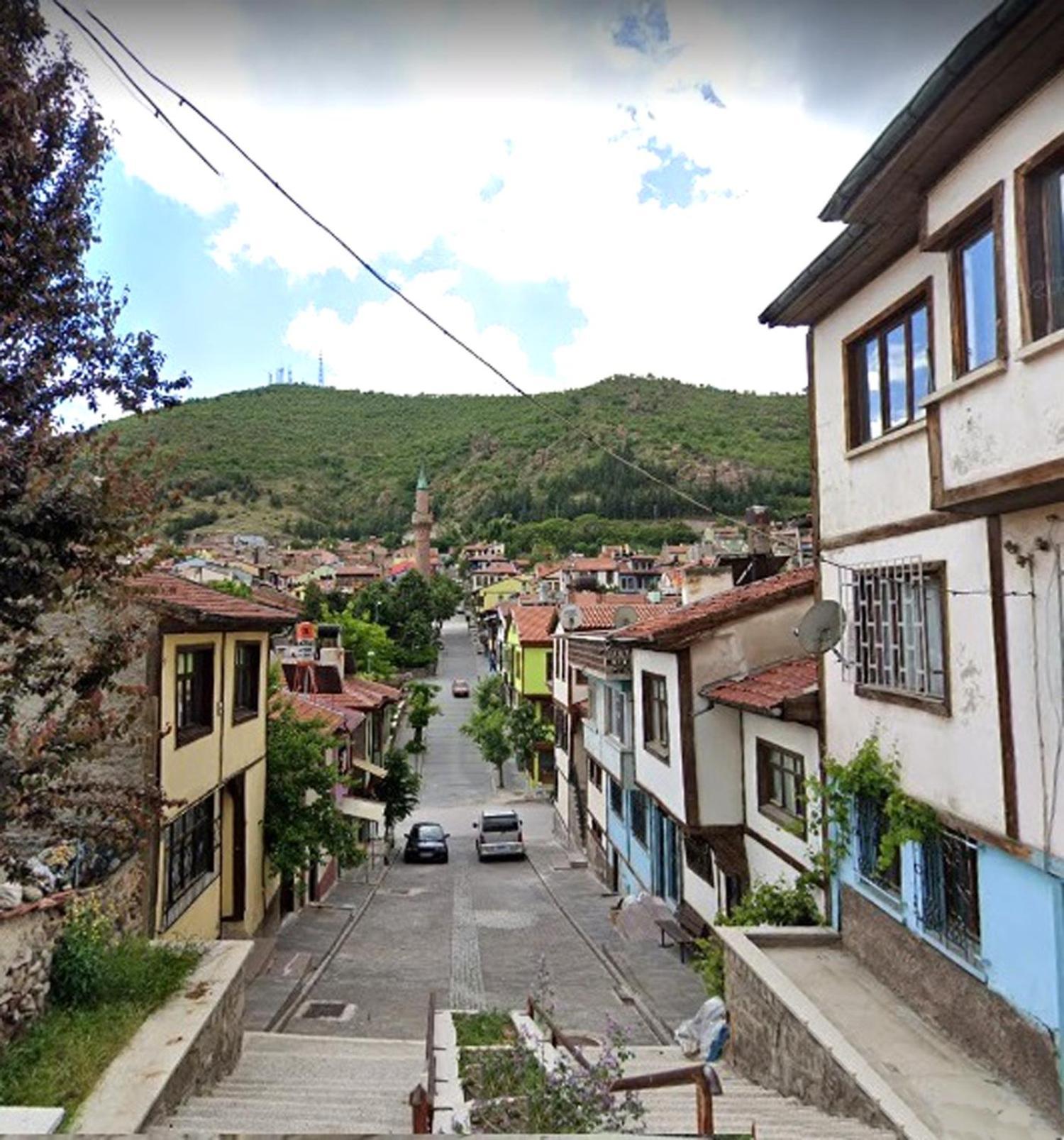 Afyon Kalesi Eteklerinde Bir Yer Villa Afyonkarahisar Luaran gambar